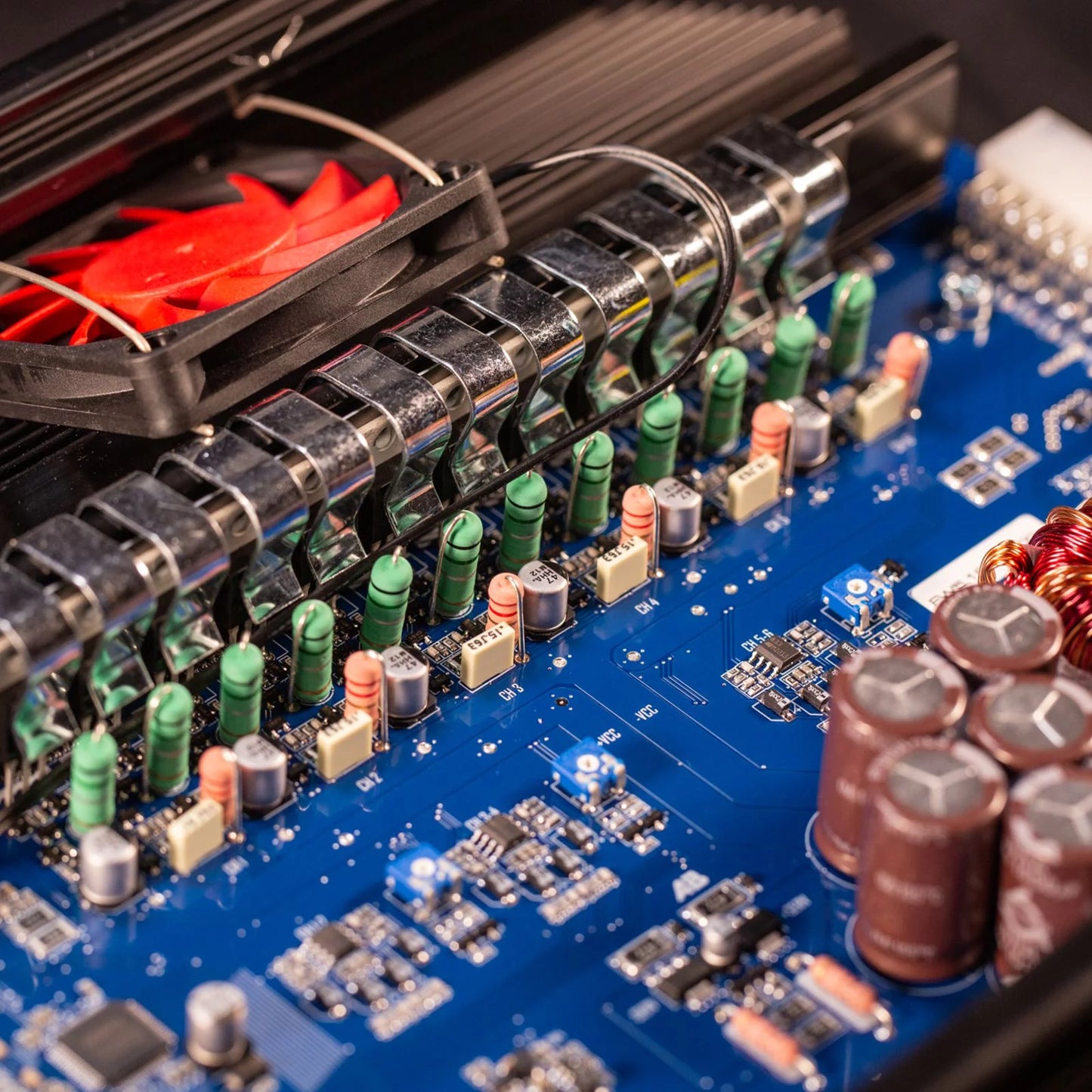 Mosconi Gladen ONE 8|10 DSP Universal 8 channel DSP Class AB Amplifier image 3